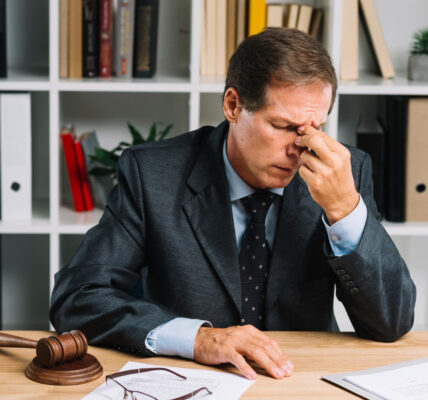 Navigating Financial Troubles: The Role of a Bankruptcy Lawyer